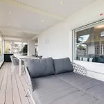 Strandhus Nautilus Апартаменты *